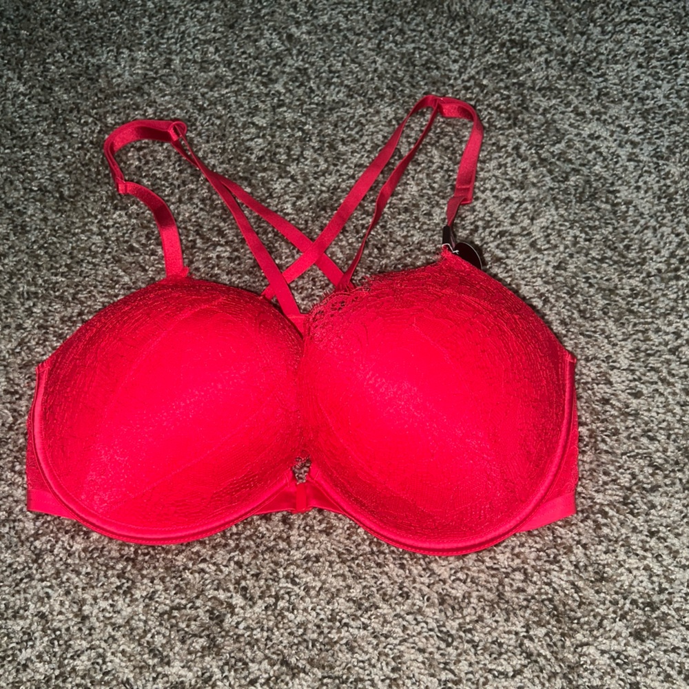 Victoria secret red bombshell bra size 36D new with tags